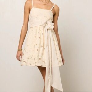 Cream Spaghetti floral mini Strap Sundress with‎ Bow M